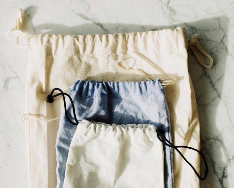 Fomenta la sostenibilidad con las bolsas de tela personalizadas