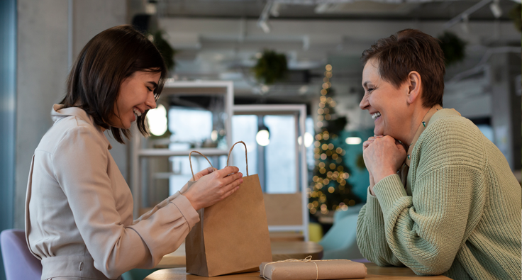 10 Ideas de regalos originales para clientes que fortalecen relaciones